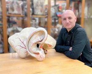 University of Otago applied anatomy researcher Associate Prof Yusuf Cakmak has won the 2024 Royal...