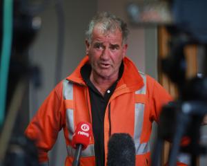 Fire and Emergency New Zealand wildfire specialist Graeme Still briefs media in Twizel during the...