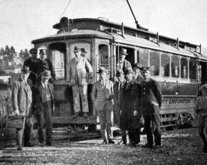 The first electric tram to climb the new Opoho tram line on a test run. — Otago Witness, 9.9.1924