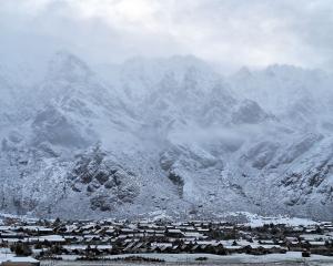 The Remarkables are covered in snow near Jack’s Point in Queenstown yesterday. PHOTO: GUY WILLIAMS