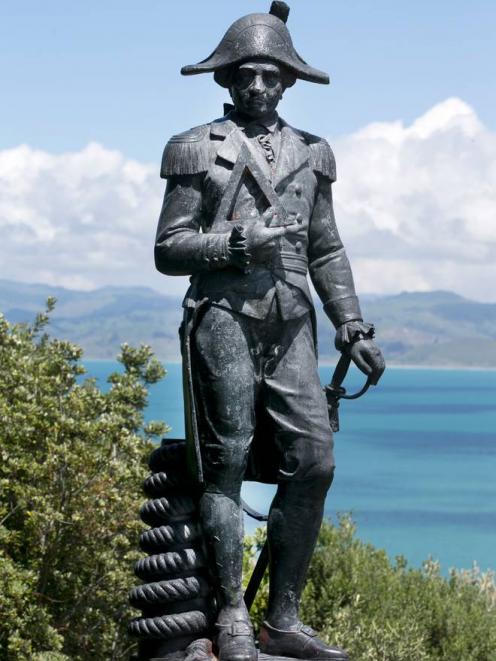 The statue of Captain Cook that used to stand atop Titirangi in Gisborne. Photo: NZ Herald