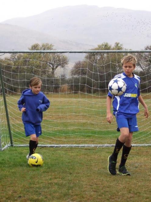 Brothers Jan (left) and Willem Ebbinge practise tricks.