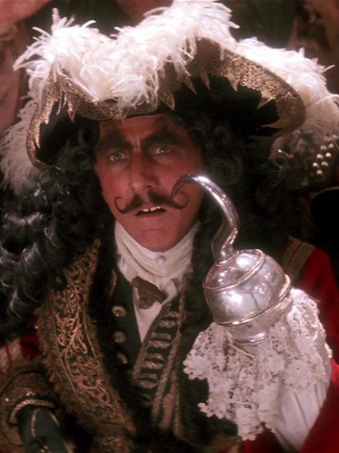 captain hook dustin hoffman