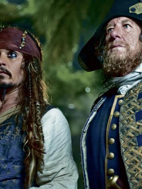 Pirates of the Caribbean Online review