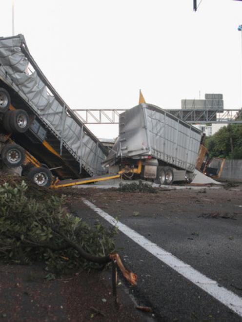 The crash scene. Photo by NZ Herald.