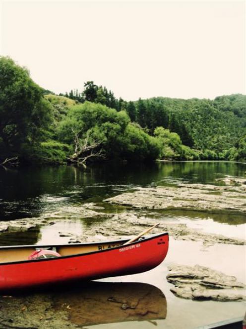 Whanganui River's lunch spot. Photo by Bev Bradford.