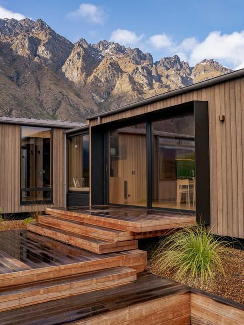 The Remarkables form a dramatic backdrop to the house.

