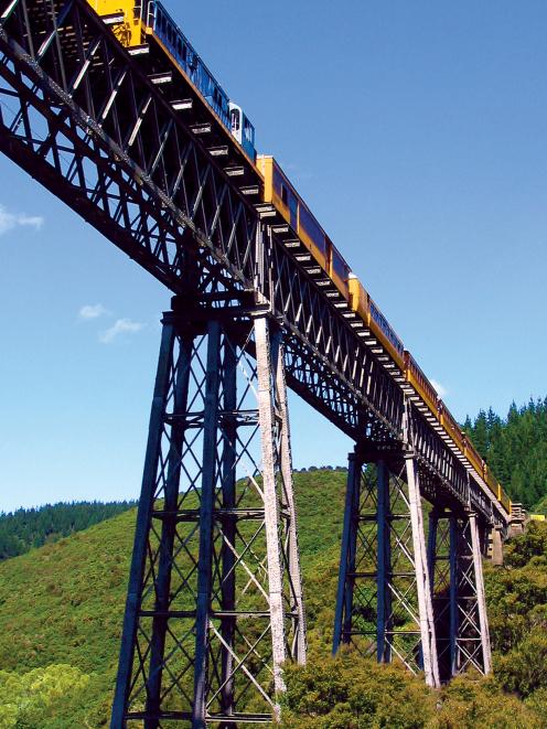 Replacement of Wingatui Viaduct bridge beams was essentially delayed by the Covid-19 pandemic and...