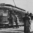 A decorated electric tram at the opening of the new tramway to Opoho. — Otago Witness, 16.9.1924