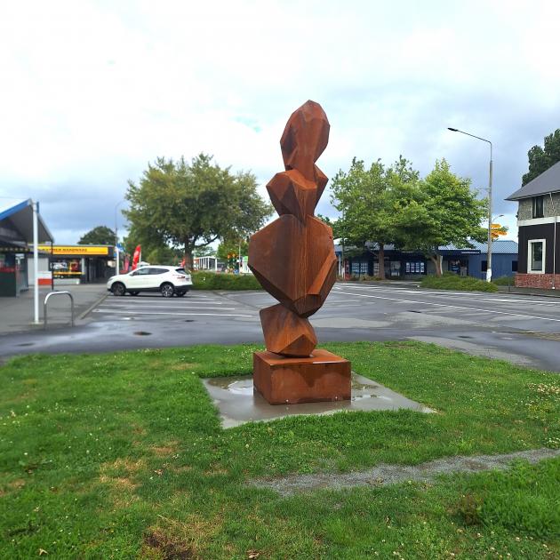 Ben Pearce’s $42,000 sculpture, Yogi, is on display in the Lincoln town centre. PHOTO: BARRY CLARKE