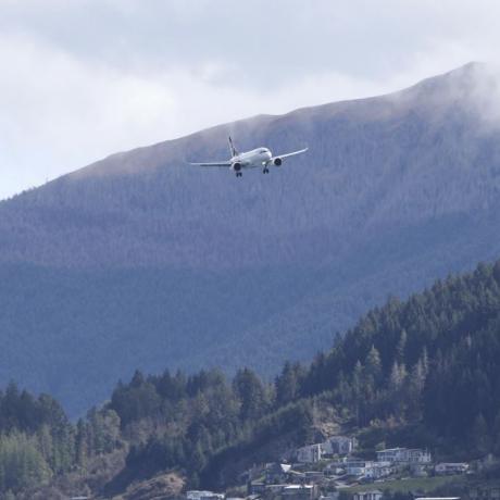 A n Air New Zealand plane coming in to land from Sydney at 3.15pm. Photo Rhyva van Onselen
