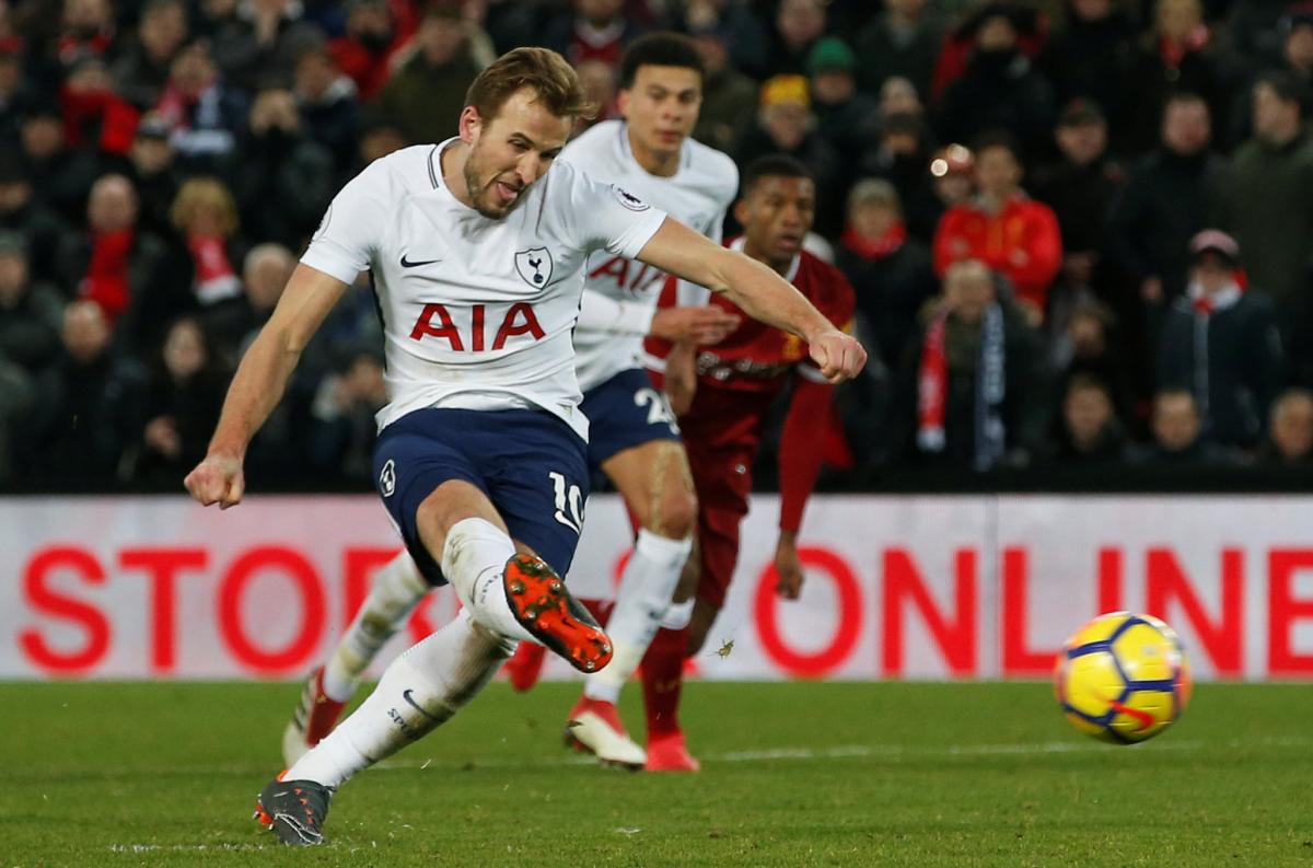 Last-gasp Kane penalty earns Spurs draw