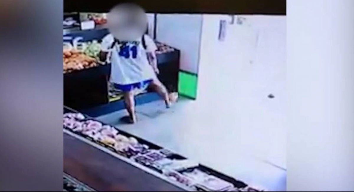 Watch Bizarre Shoplifting Technique Caught On Cctv Otago Daily Times Online News