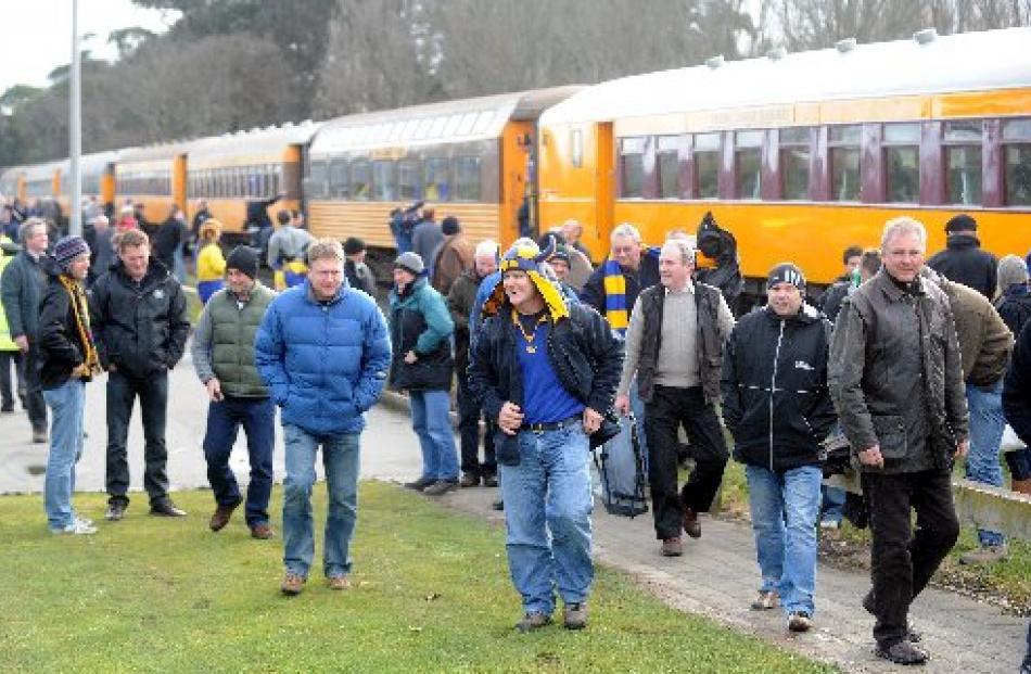 Otago rugby fans arrive in Invercargill.