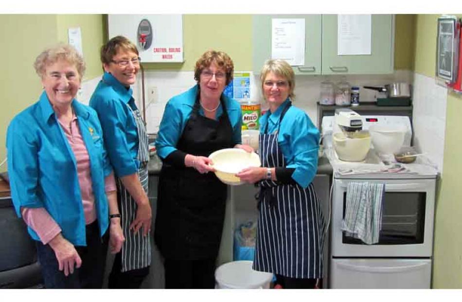 Shirl Ironside, Gill McCone, Barbara Eaden and Lyn Barclay