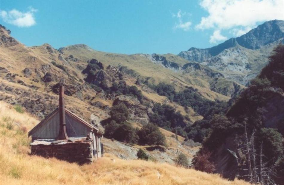 Bullendale hut, Skippers Creek.