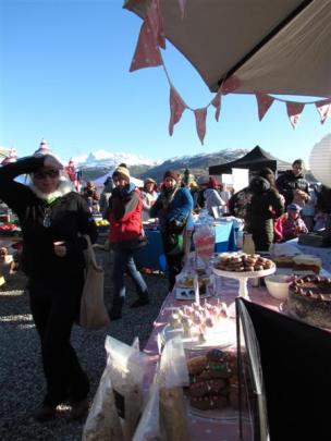 Saturday's market featured the largest variety of ready-to-eat food so far.