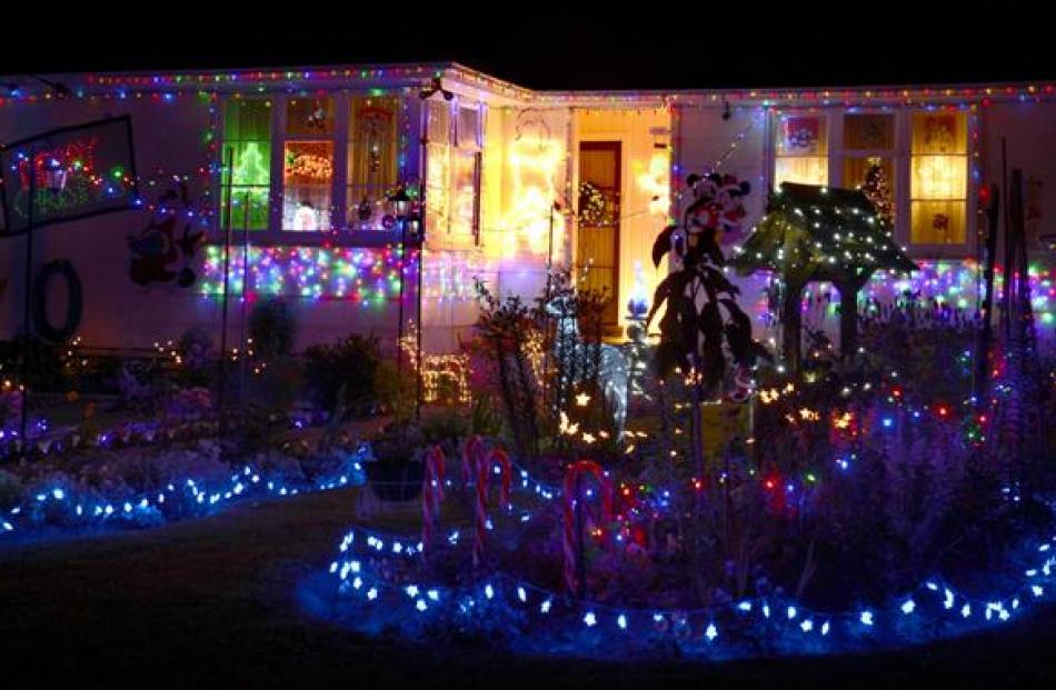 Festive families light up Dunedin's Christmas Otago Daily Times