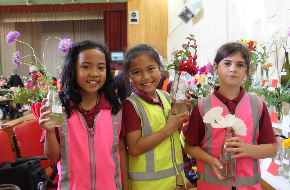 Jairah Gelacio, 9, Leeana Cajeras, 9 and Krystal Tairua, 8, all of the Clutha Valley.