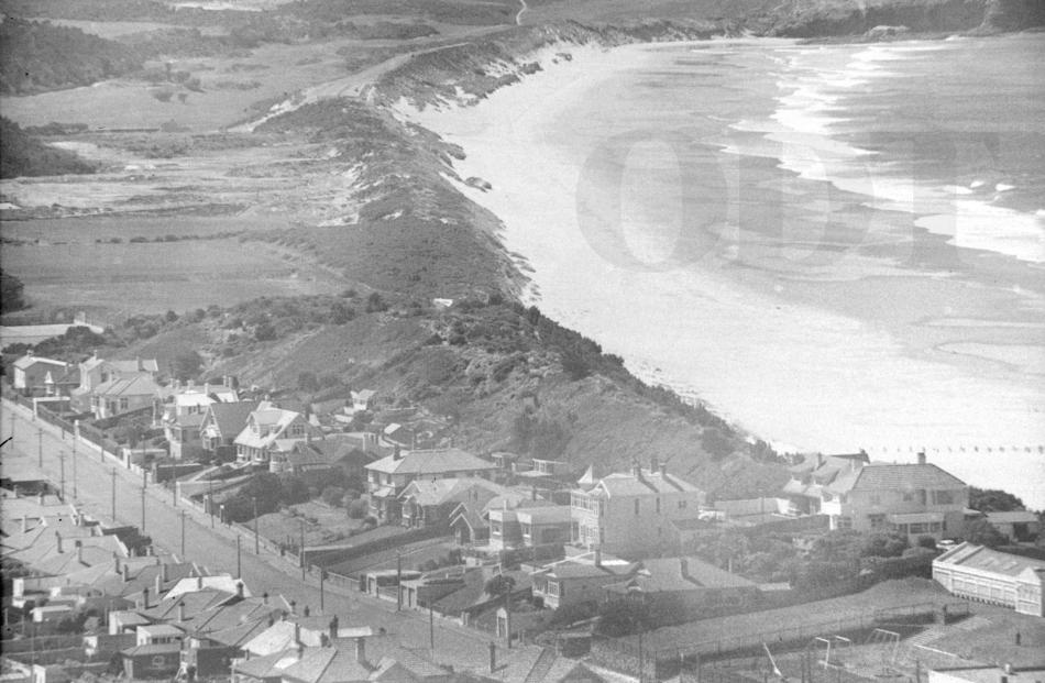 St Clair, Middle Beach and St Kilda