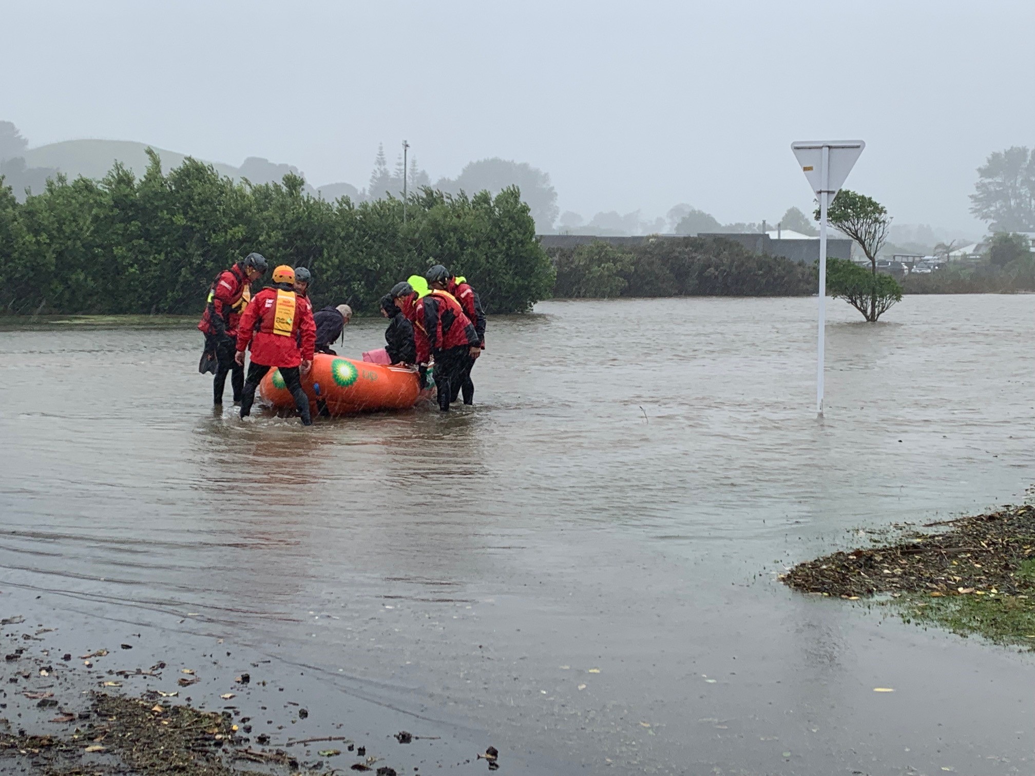 Police had to evacuate a couple from Sponge Bay. Photo: Tairāwhiti Civil Defence/Facebook