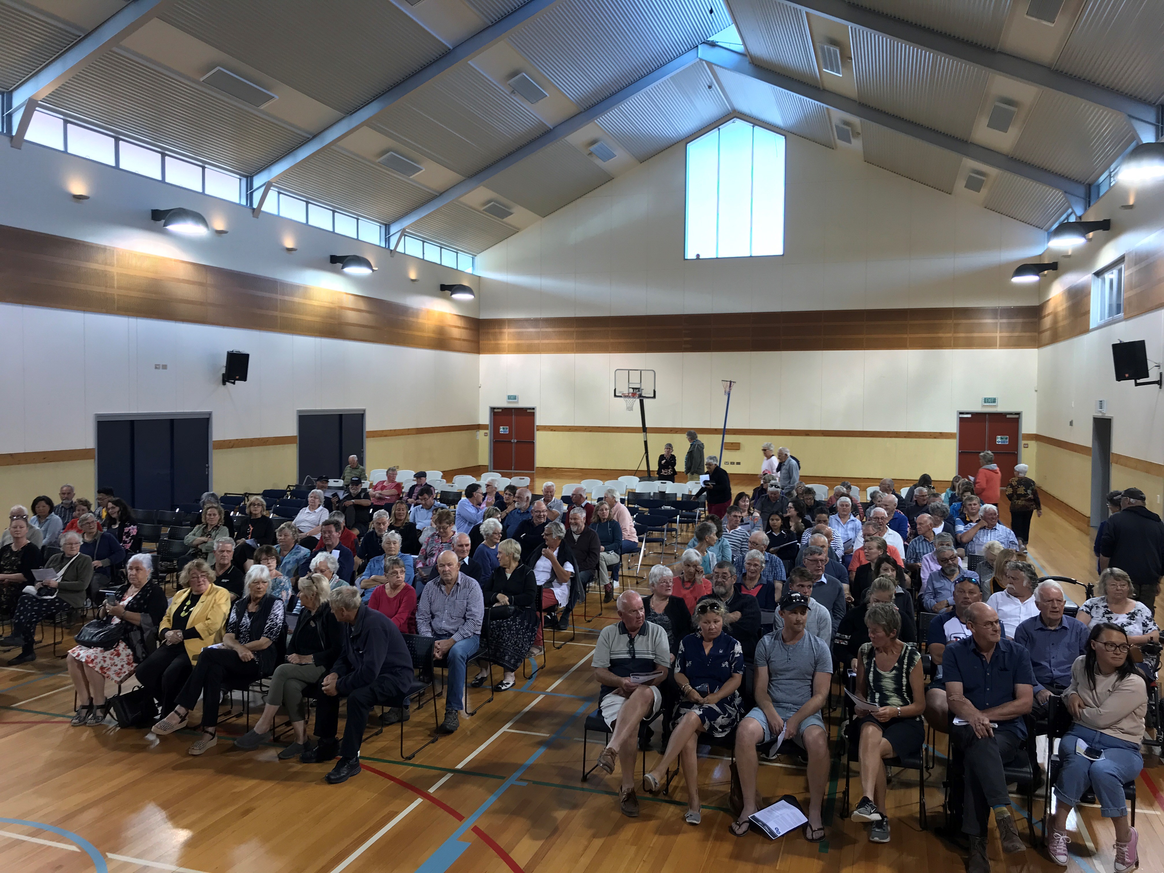 A large group gathered for the meeting in Waikouaiti tonight. Photo: Gregor Richardson